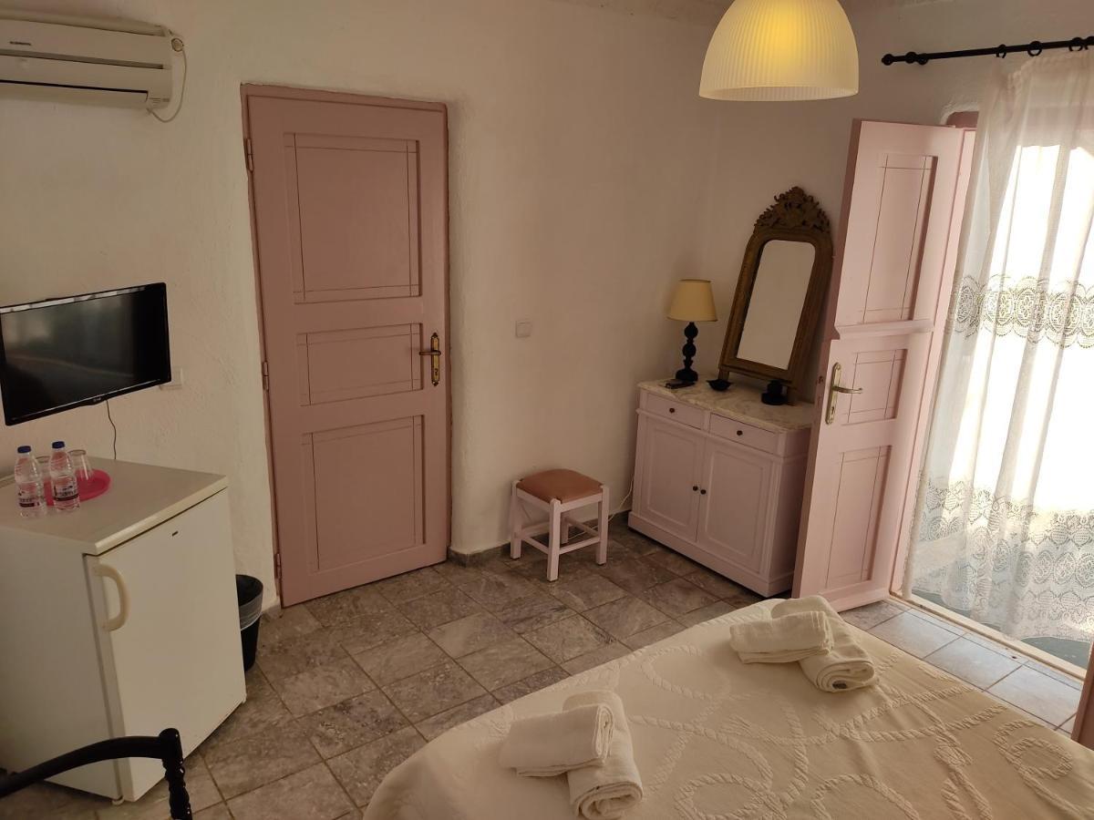 Porto Sikinos Hotel Alopronia Buitenkant foto