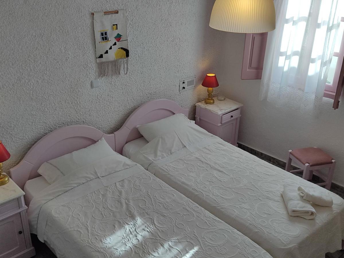 Porto Sikinos Hotel Alopronia Buitenkant foto