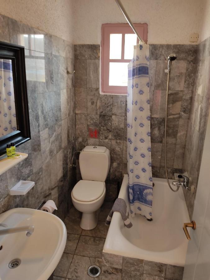Porto Sikinos Hotel Alopronia Buitenkant foto